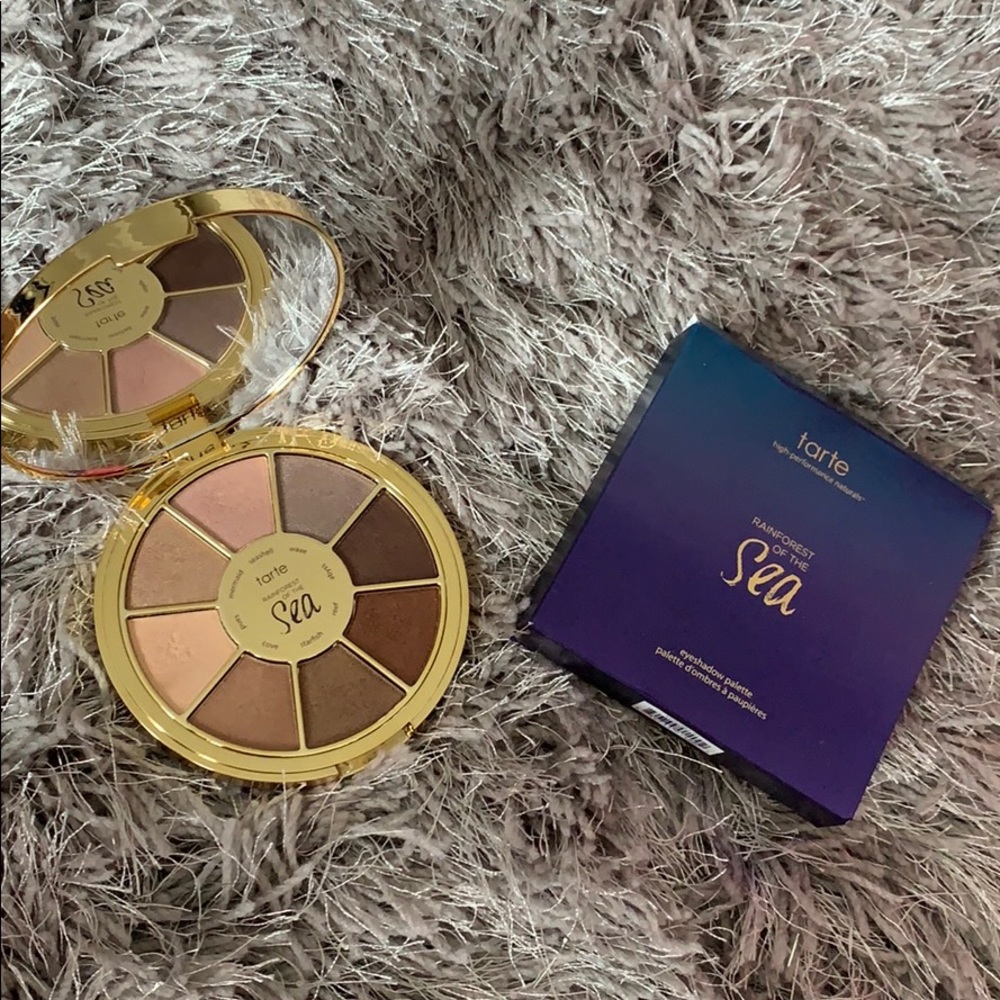 Bran new never used tarte palette